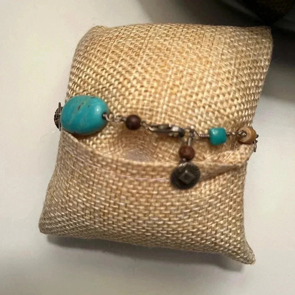 Boho Silver Turquoise and Beaded Bracelet 7" - Picture 9 of 9